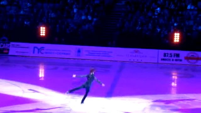 Стефан Ламбьель на шоу Москвиной смотреть онлайн