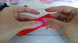 Маленькие бантики из остатков лент. Канзаши