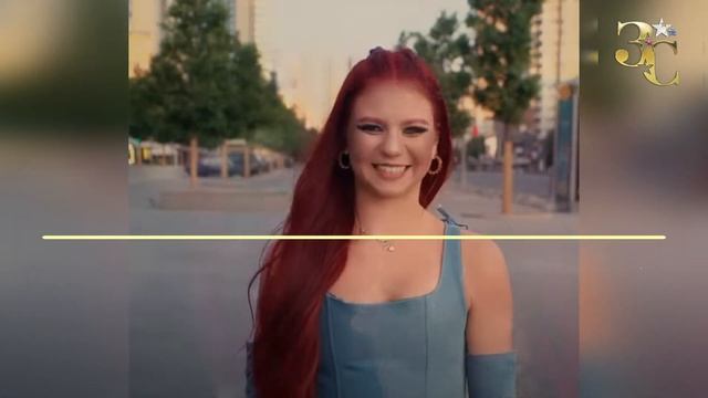 ПЕРЕПЛЮНУЛА Загитову! Александра Трусова в день рождения сама подарила подарок дебютный клип смотреть онлайн