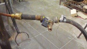 Вакуумная установка для литья стекла