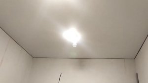 Тёплое освещение на натяжные потолки!