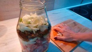 Свиные рёбрышки с грибами и сливками в стеклянной банке