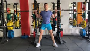 Приседания «Плие» (приседания с широкой постановкой ног)