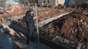 СТРОИТЕЛЬСТВО ДОМА В КРЫМУ 100м² / ФУНДАМЕНТ / УРОК №1