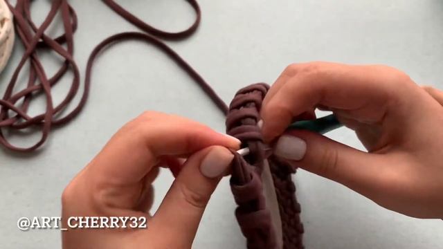 Корзина узором «Ротанг» из трикотажной пряжи смотреть онлайн