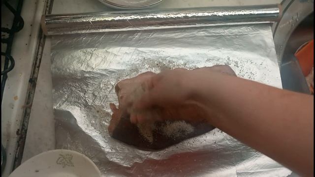 очень вкусная соленая горбуша. Быстро и просто. смотреть онлайн