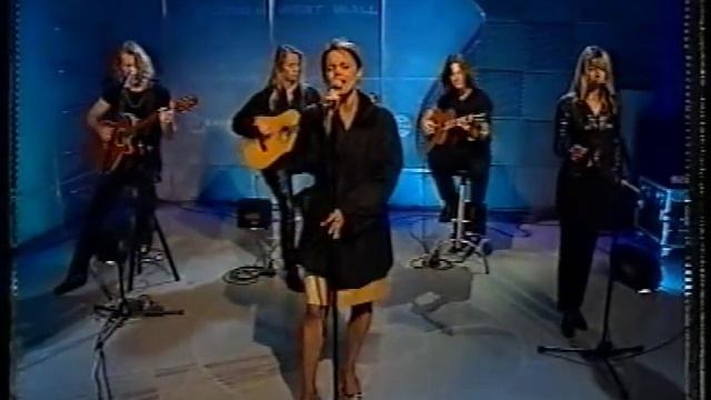 Belinda Carlisle Circle In The Sand VH1 Acoustic смотреть онлайн