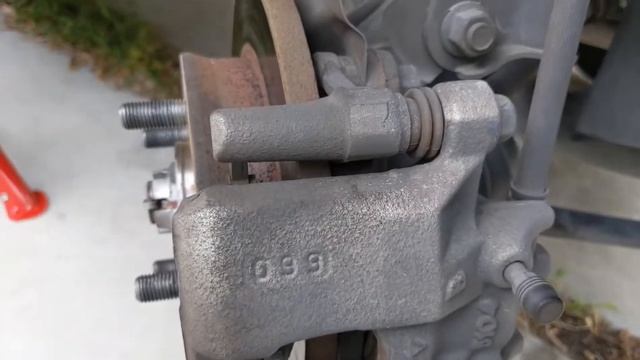 三菱　ekワゴン H82W　ブレーキパッド交換してみた смотреть онлайн