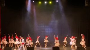 NN dance, номер Феникс