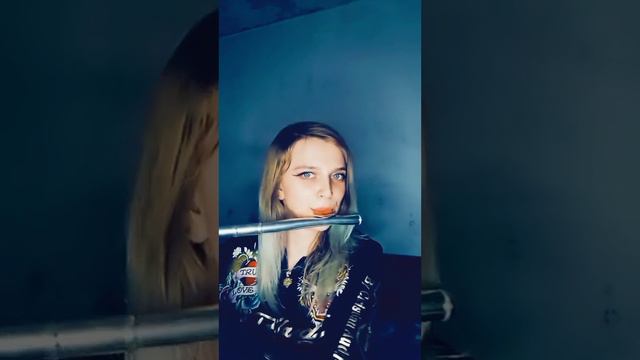 Annie Lennox-sweet dreams смотреть онлайн