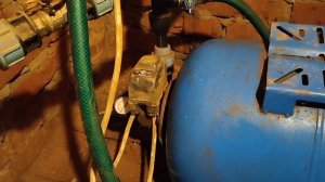 Насос работает с перебоями.