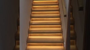 "Умная" подсветка лестницы