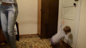 Дети падают