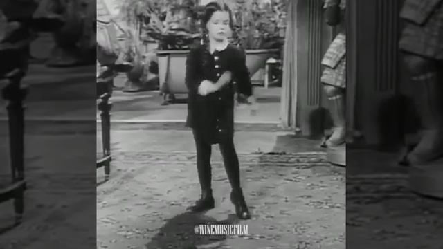 Не слушай людей - слушай музыку смотреть онлайн