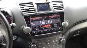 Магнитола LeTrun на Toyota Highlander 2012 года