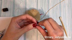 Как клеить глазки на ножке у игрушки