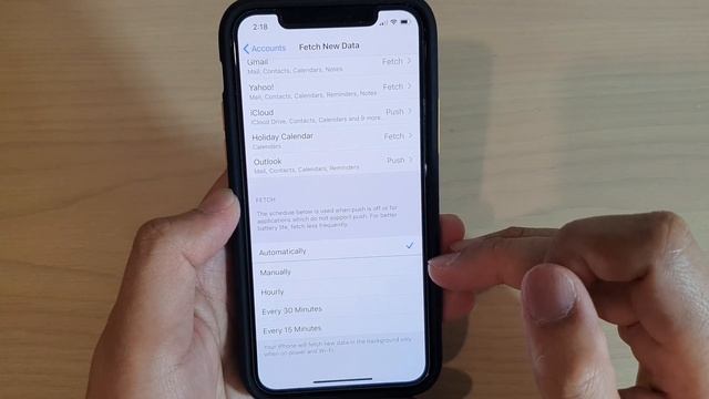 Set iPhone Emails & Accounts to Fetch Data Via Push Or Fetch | iOS 13 смотреть онлайн