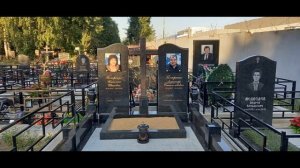Цветной портрет на стекле, каталог памятников, красивые памятники на могилу.