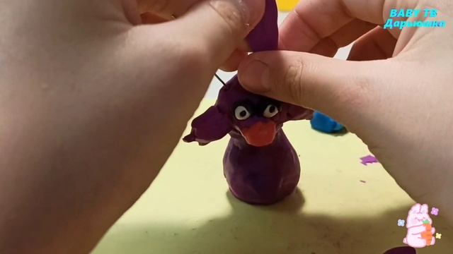 Кролик на Новый 2023 год из пластилина: символ года своими руками! смотреть онлайн