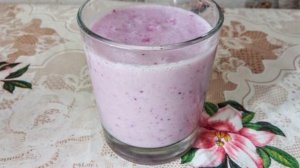 Смузи с кефиром и черникой