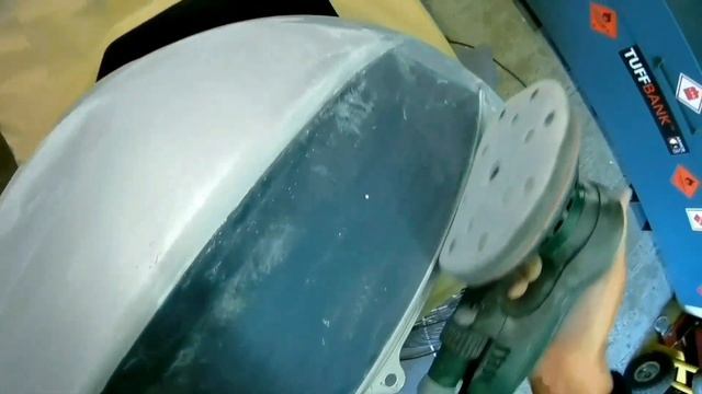 Preparation And Base Coat With ANI GF3 And Anest Iwata W400 Bellaria Yamaha Silvers смотреть онлайн