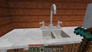 СИРЕНОГОЛОВЫЙ СКРЫВАЕТСЯ ПОД МОЕЙ КРОВАТЬЮ В МАЙНКРАФТ 100% ТРОЛЛИНГ ЛОВУШКА MINECRAFT ЕВГЕН БОЙ