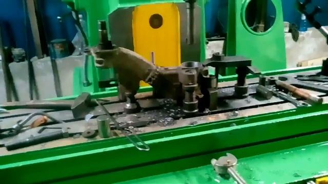 Расточка на 6р13. И немного фото. смотреть онлайн