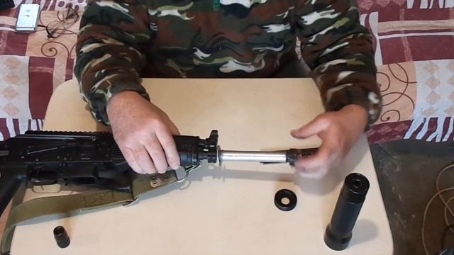 "Витязь-СН" (имитатор ПБС на "Сайгу-9"). Разборка. смотреть онлайн