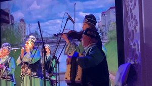 Татарский народный ансамбль песни и музыки "Геллэр" - инструментальная