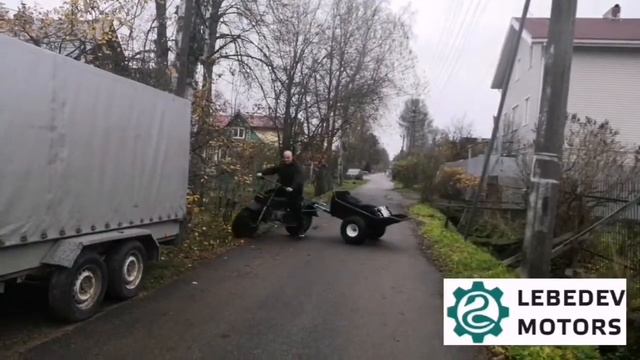 Мотовездеход Атаман Light Lebedev Motors маневрирование с прицепом. смотреть онлайн
