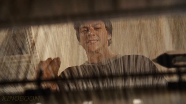 Неудачник которому изменяет девушка стал киллером смотреть онлайн