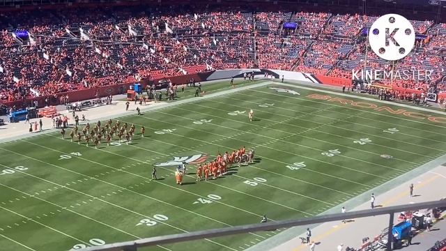 Snip and Chip go the the Texans vs Broncos game! S3 E16