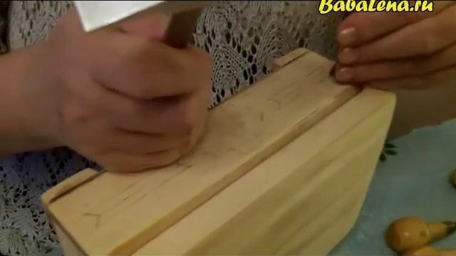 Декупаж шкатулки с элементами резьбы по дереву. Шаг 1. Часть 1. смотреть онлайн