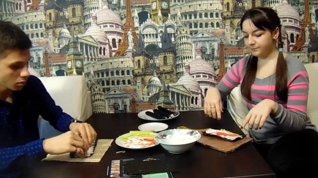 Делаем роллы в домашних условиях [Кухня от Липы TV] смотреть онлайн