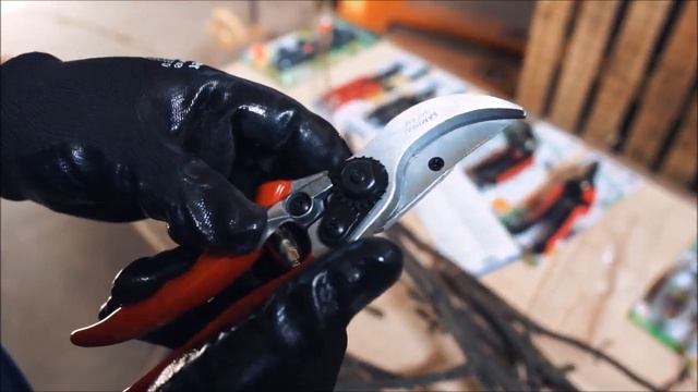 Обзор секатора SAMURAI KS 4 смотреть онлайн