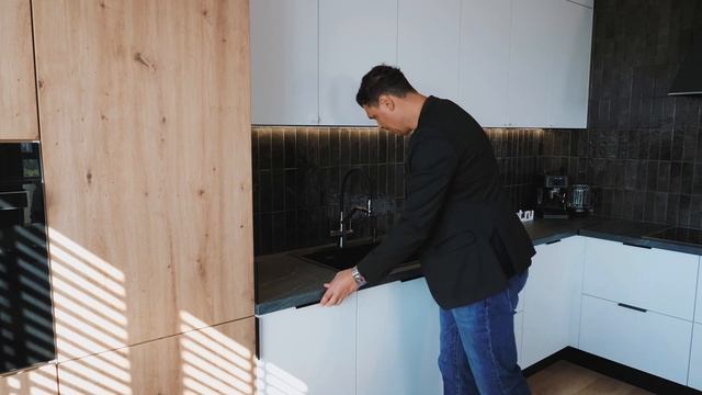 Угловая кухня в современном стиле. Стильная кухня-гостиная смотреть онлайн