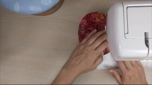 Мастер-класс «Ёлочная игрушка», выполненная на Janome ArtDecor 718A.