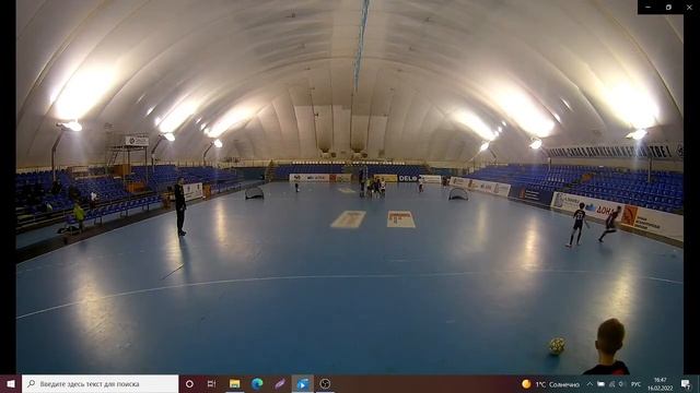 Футбольные тренировки детей. Тренировка разворота с уходом