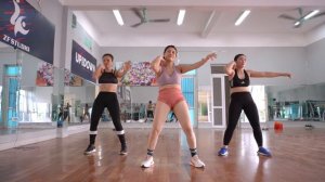 20 MINS AEROBIC DANCE WORKOUT, Burn Calories and be Happy / No Equipment | Eva Fitness