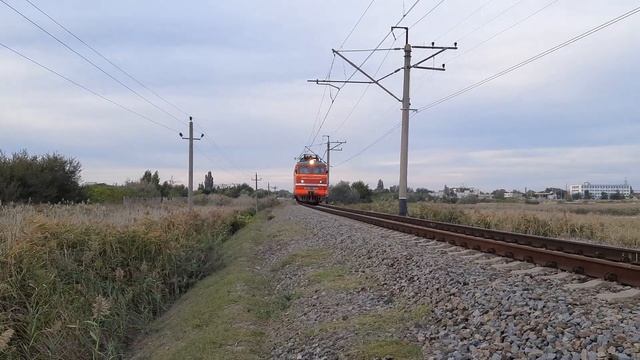 ПОСЛЕДНИЙ РЕЙС В 2022: ВЛ10-1886 С ПОЕЗДОМ ЕВПАТОРИЯ-СПБ НА УЧАСТКЕ ЕВПАТОРИЯ-ТОВАРНАЯ - 54 КИЛОМЕТ