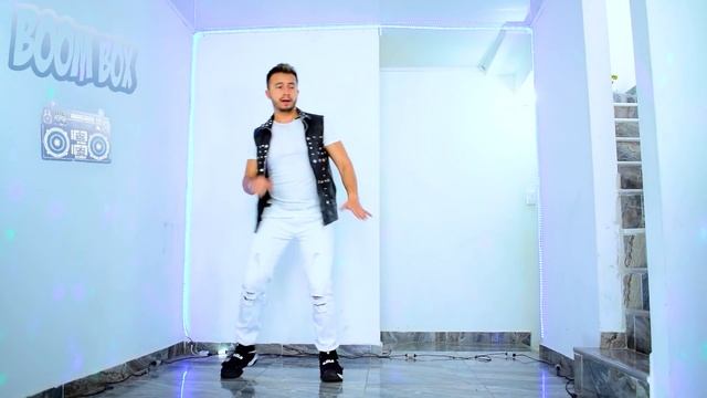 PERDER PESO Bailando BACHATA 2 ?? 25 Minutos de CARDIO Basico (Clase de Bachata) смотреть онлайн