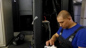 Замена компрессора и фильтров на прецизионном кондиционере.