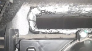 Убираем щель в отверстии рециркуляции климата (холодный воздух из бардачка) на Уаз Патриот АКПП