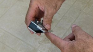 Как снять, заточить и установить ножи на электро рубанок STATUS PL 110