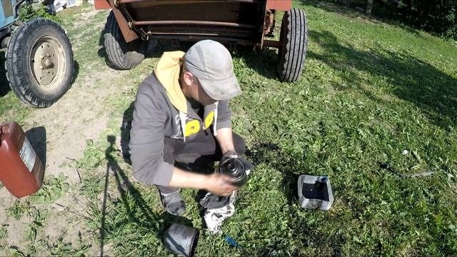 Сенакос в самом разгаре,замена масла в мтз80                      #мтз80 #мтз82  #жизньвдеревне