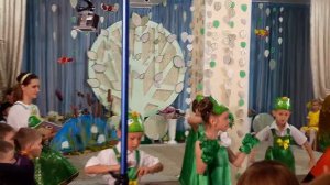 Танец лягушек в детском садике