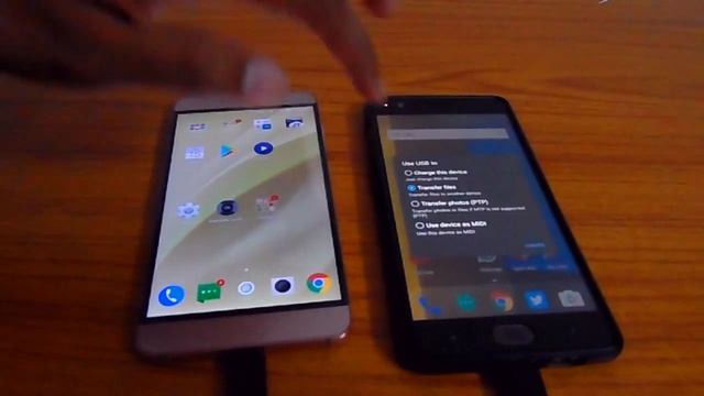 Connecting two phones using type C-type C cable смотреть онлайн