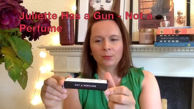 Что я ношу в июне: приятные "компоты" #духи #парфюмы #ароматы #коллекциядухов смотреть онлайн