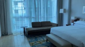 Дубай Марина. Недорогой отель 4 звезды со своим пляжем (DoubleTree by Hilton Dubai).