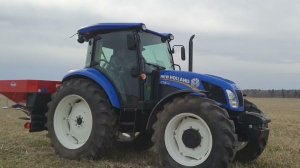 ЗАПУСК РАЗБРАСЫВАТЕЛЯ УДОБРЕНИЙ AXIS 30.2 и боронование клевера